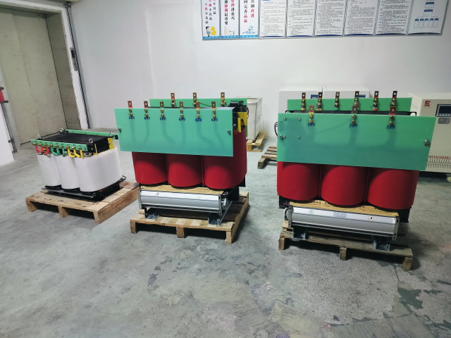 兴宁KS11-1000KVA矿用变压器